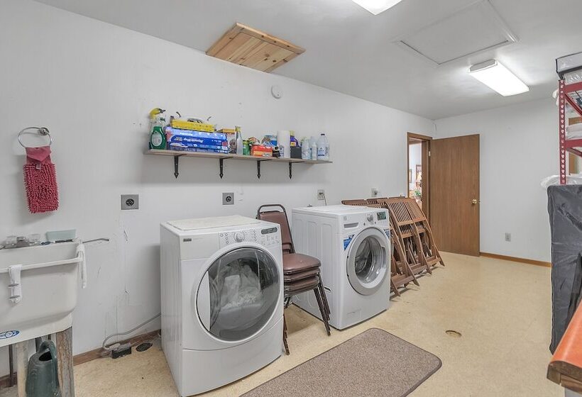 호텔 Long Lake Lodge