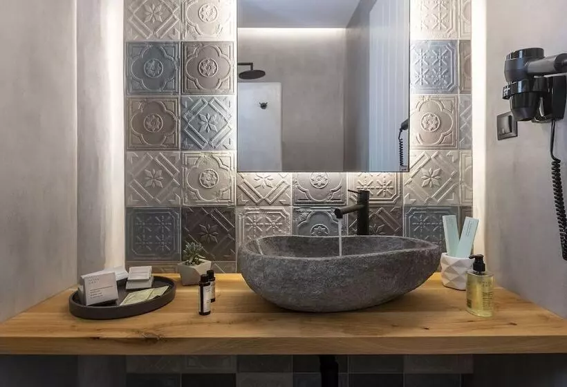 ホテル Manesis Suites