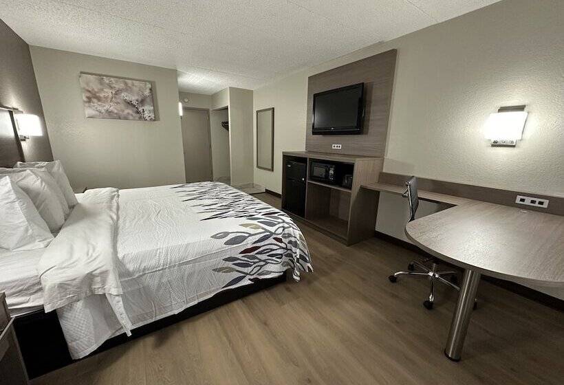 Szálloda Hometowne Studios By Red Roof Richmond, Va   W Broad St