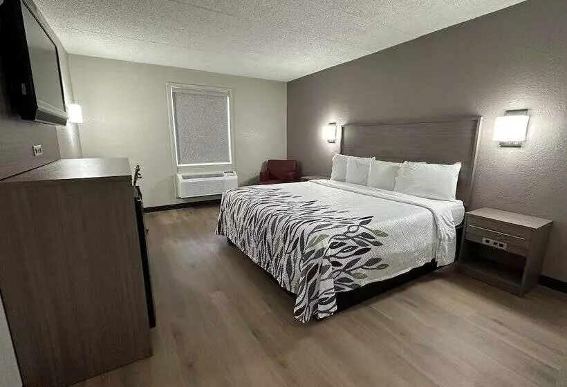 Hotelli Hometowne Studios By Red Roof Richmond, Va   W Broad St