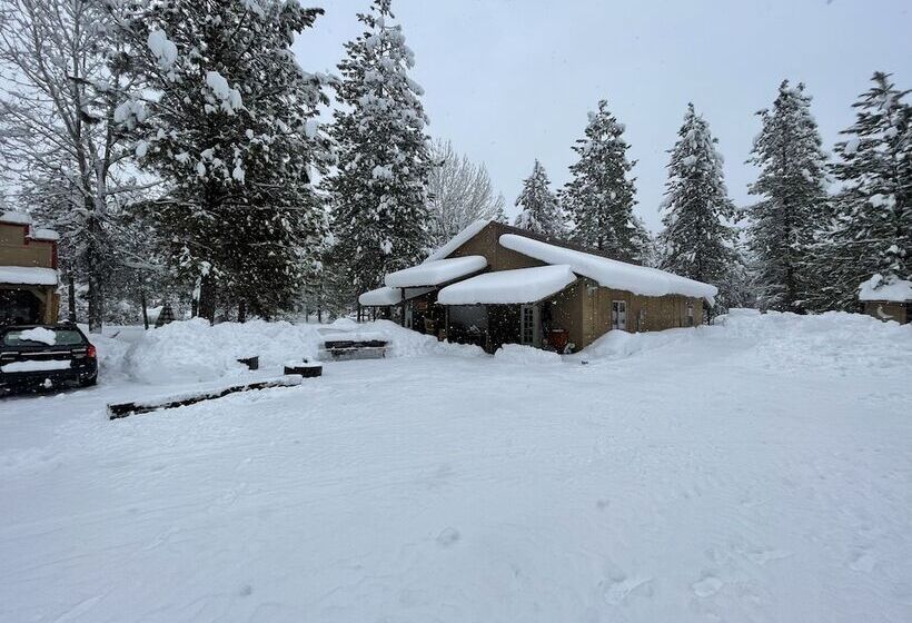 فندق ريفى Majestic Mountain Ranch