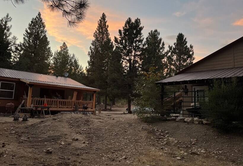 فندق ريفى Majestic Mountain Ranch