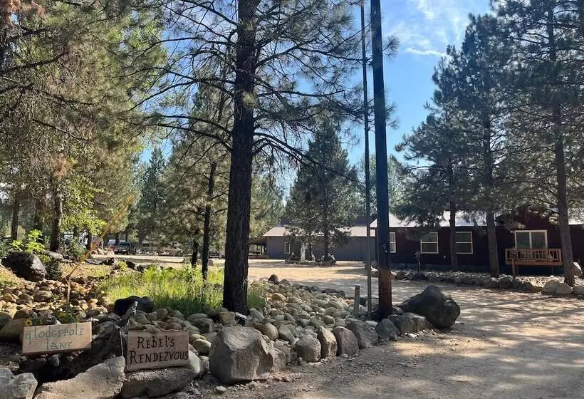 田舎風ホテル Majestic Mountain Ranch