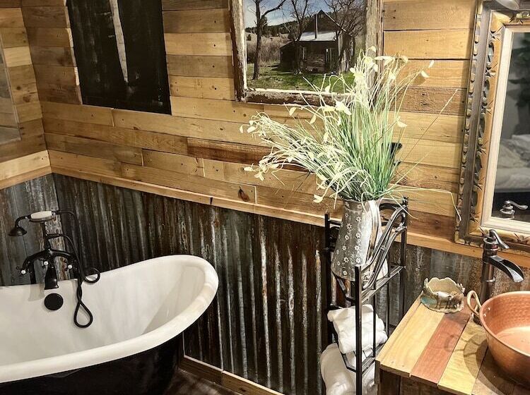 فندق ريفى Majestic Mountain Ranch