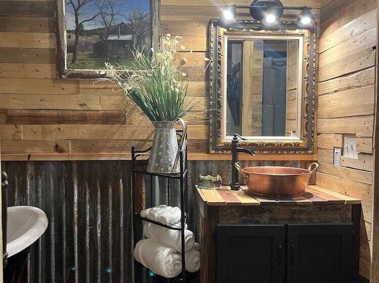 فندق ريفى Majestic Mountain Ranch