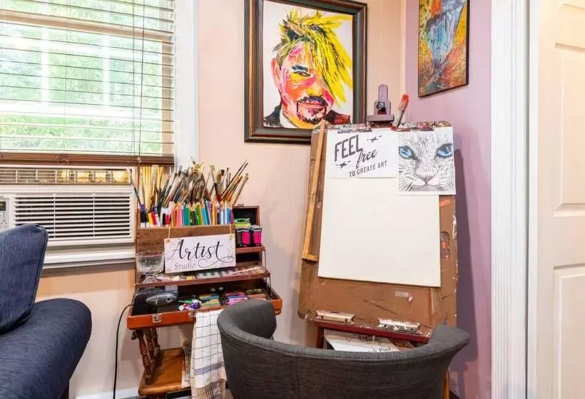 田舎風ホテル The Artist Studio Loft Inc