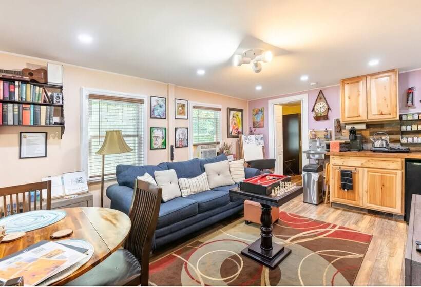 乡村酒店 The Artist Studio Loft Inc