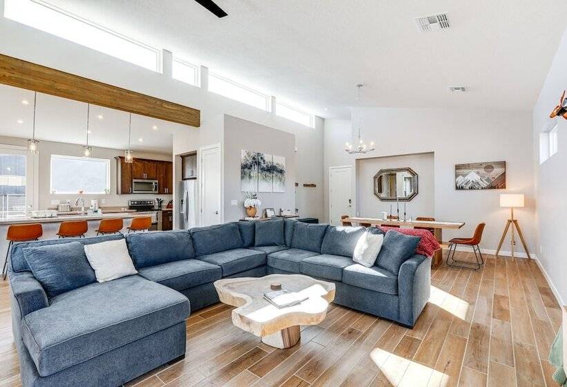 Idyllic Flagstaff Home W/ Grill: 3 Mi To Downtown!