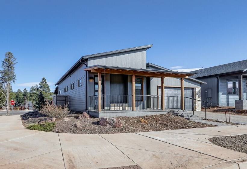 Idyllic Flagstaff Home W/ Grill: 3 Mi To Downtown!