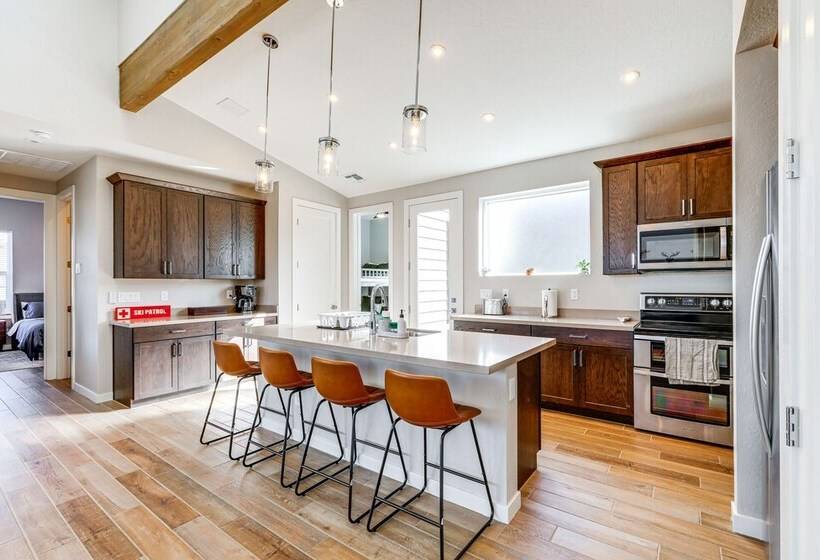 Idyllic Flagstaff Home W/ Grill: 3 Mi To Downtown!