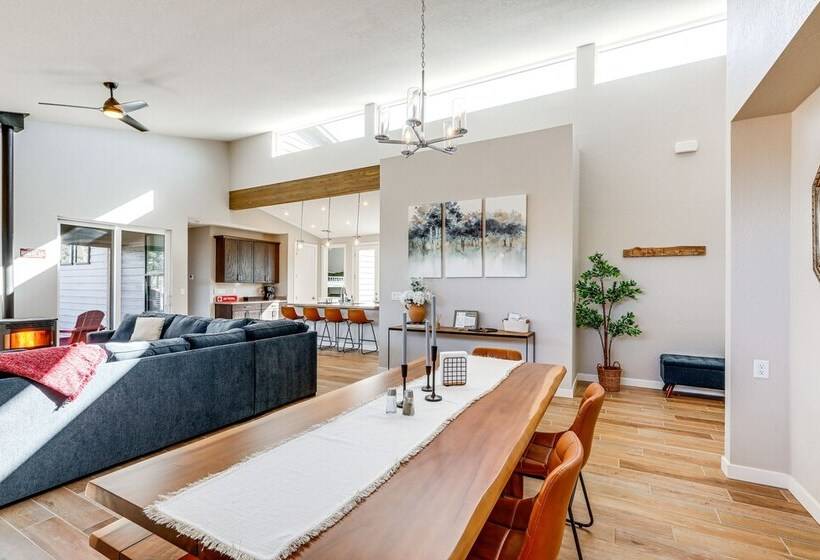 Idyllic Flagstaff Home W/ Grill: 3 Mi To Downtown!