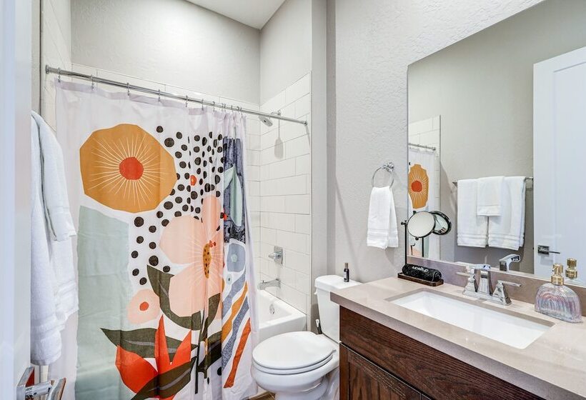 Idyllic Flagstaff Home W/ Grill: 3 Mi To Downtown!