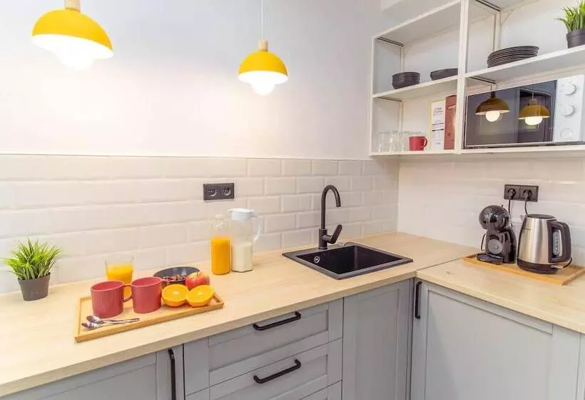 Koala Hostel Mercado