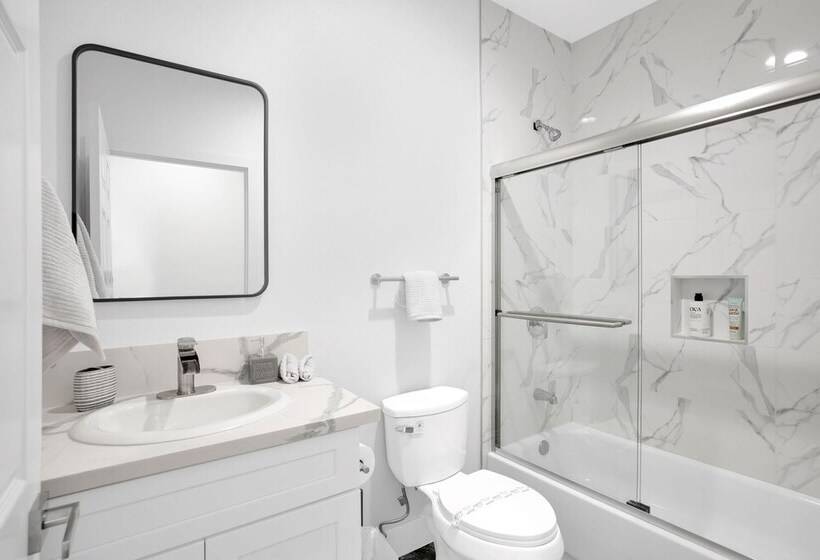 La Prime By Avantstay Rooftop Deck Near Staples