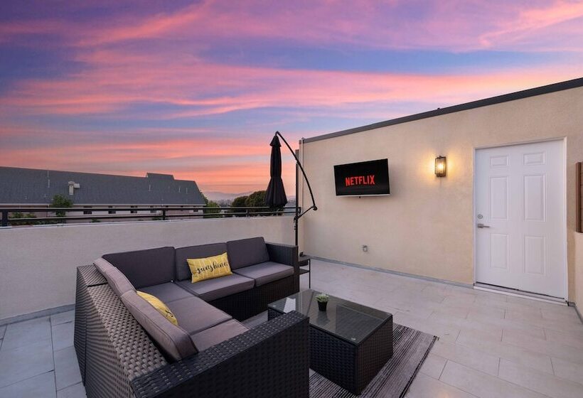 La Prime By Avantstay Rooftop Deck Near Staples