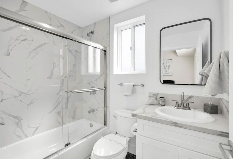 La Prime By Avantstay Rooftop Deck Near Staples