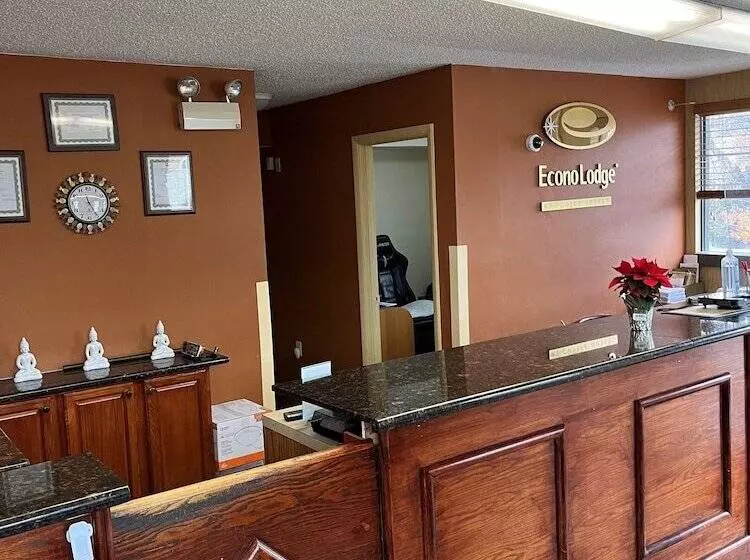 Motelli Red Carpet Inn