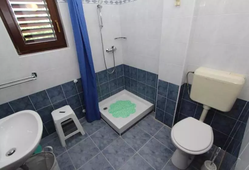 Majatalo Apartments And Rooms Dino