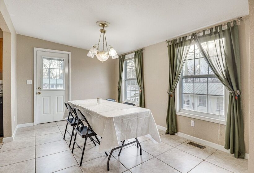 Furnished Deck: Pet Friendly Home In Warsaw