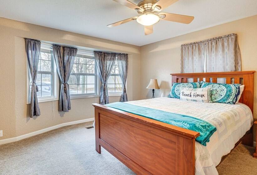 Furnished Deck: Pet Friendly Home In Warsaw