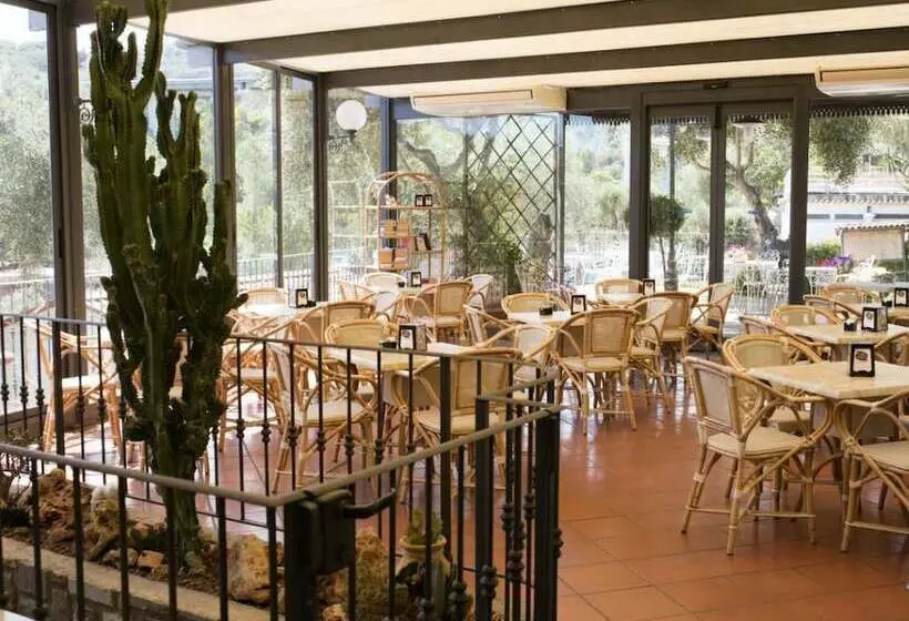 Lomakeskus Villaggio Edy