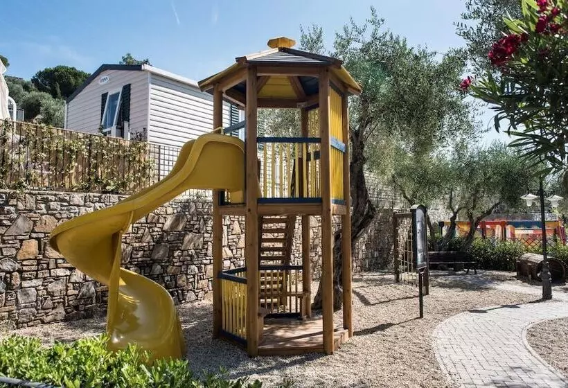 Lomakeskus Villaggio Edy