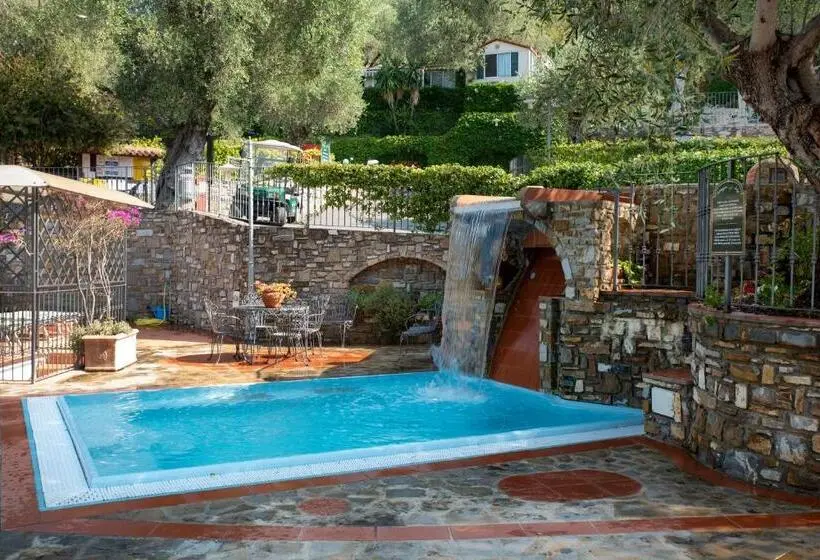 Lomakeskus Villaggio Edy