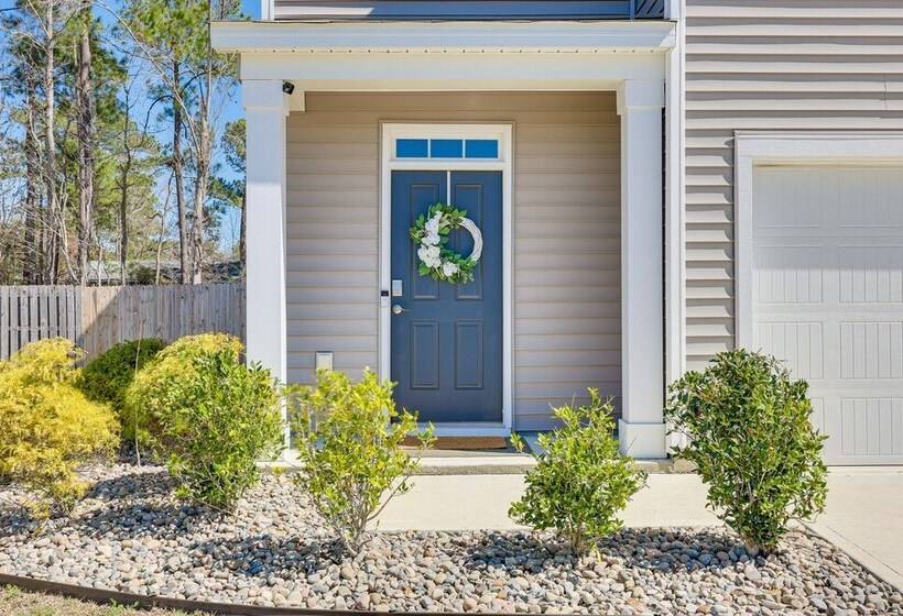 Spacious Wilmington Family Home ~ 9 Mi To Beach!