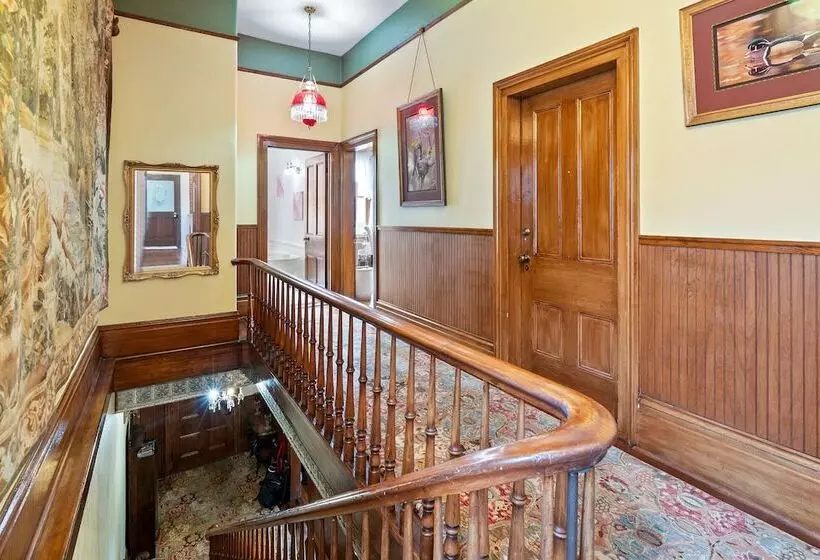 The Orth House Inn By Remotion