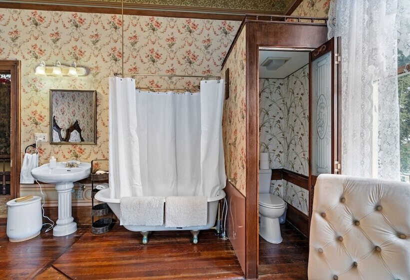 The Orth House Inn By Remotion