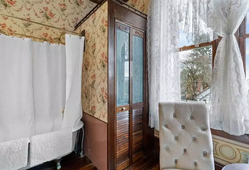 The Orth House Inn By Remotion