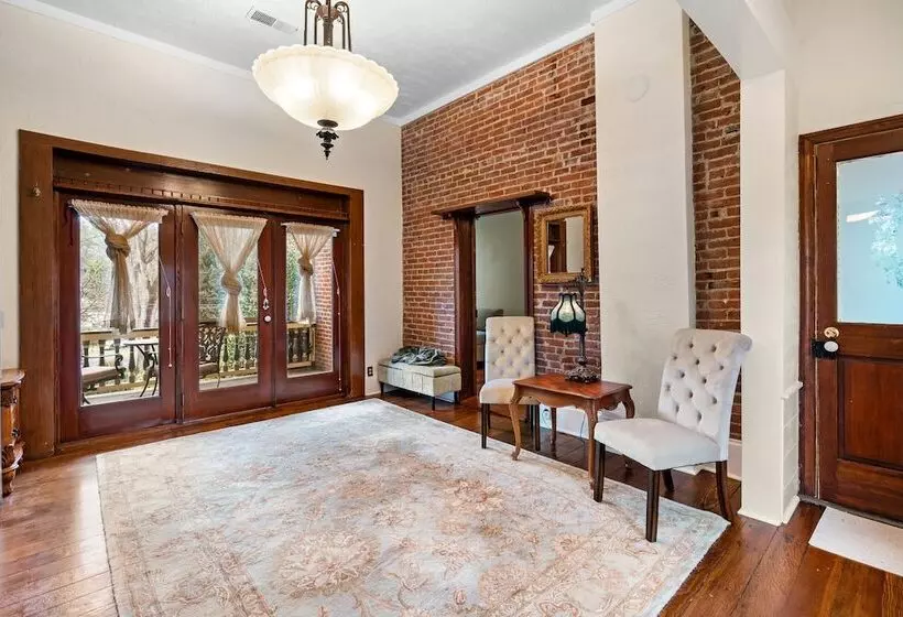 The Orth House Inn By Remotion