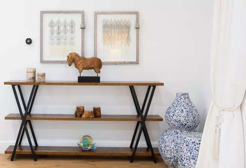 Wellesley By Avantstay 2 Miles To Beach