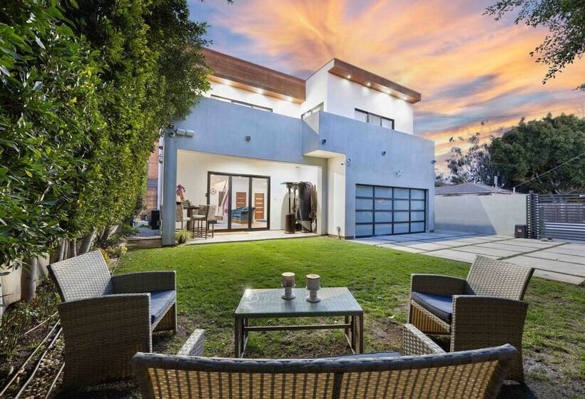 Wellesley By Avantstay 2 Miles To Beach