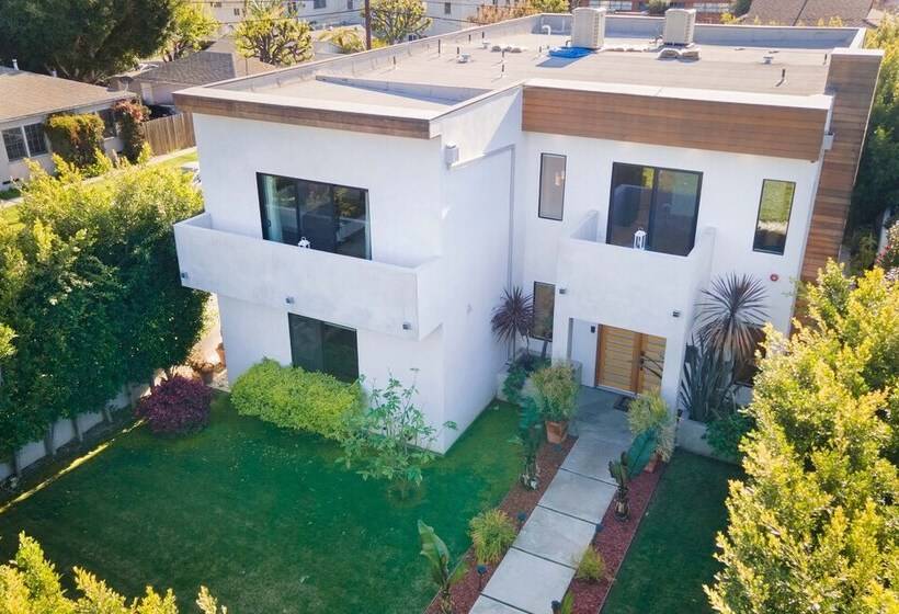 Wellesley By Avantstay 2 Miles To Beach