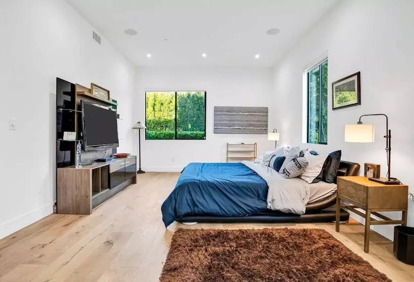 Wellesley By Avantstay 2 Miles To Beach