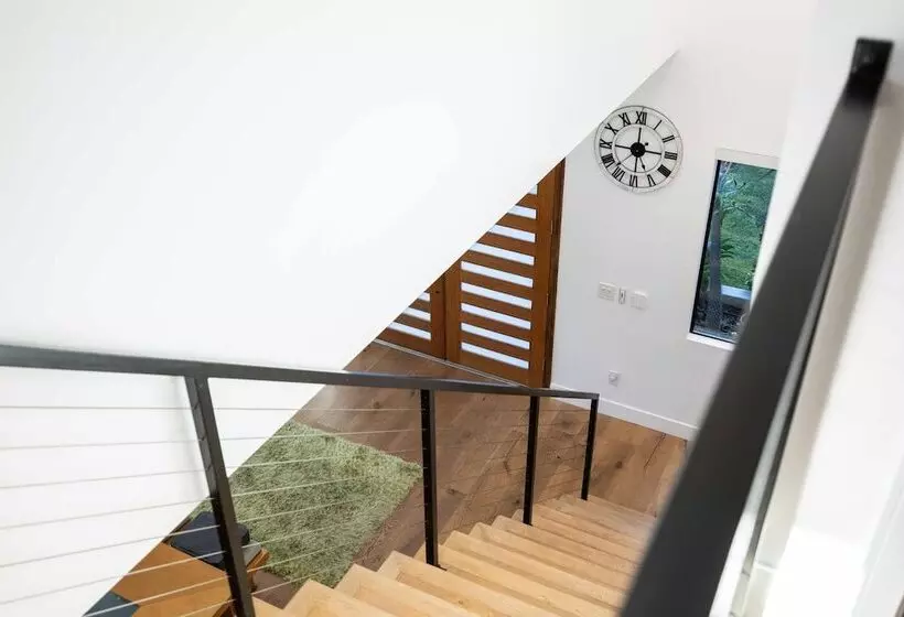 Wellesley By Avantstay 2 Miles To Beach