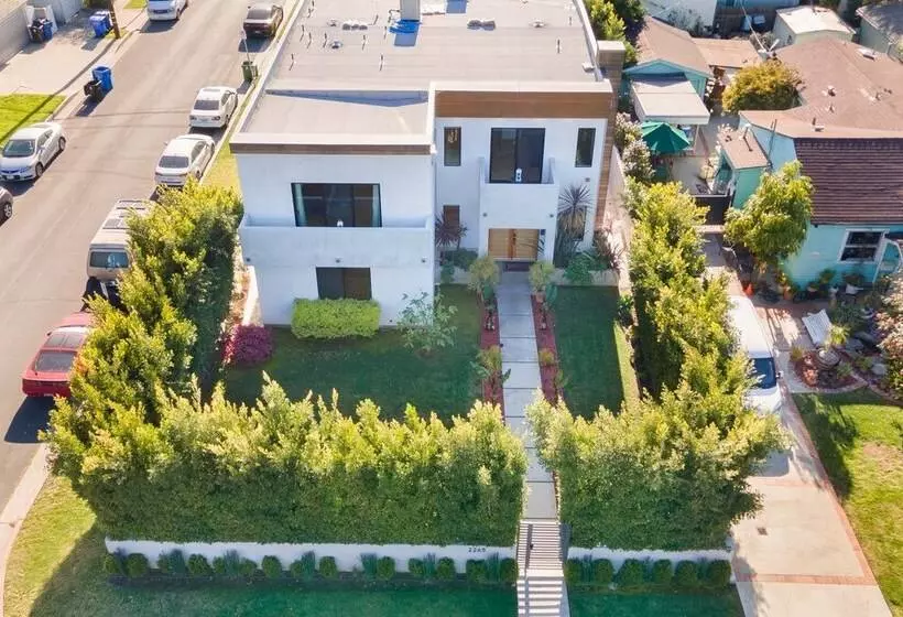 Wellesley By Avantstay 2 Miles To Beach