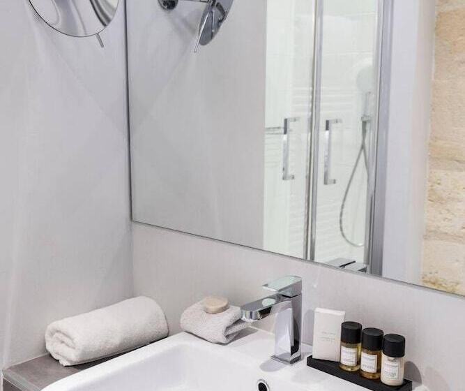 בית מלון כפרי La Cour Carrée