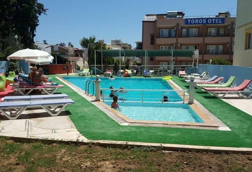 هتل Toros