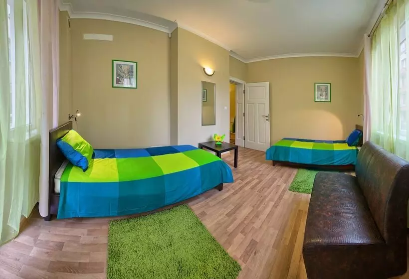 Albergue Guest House 32