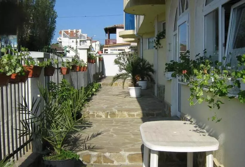 Family Hotel Atlas