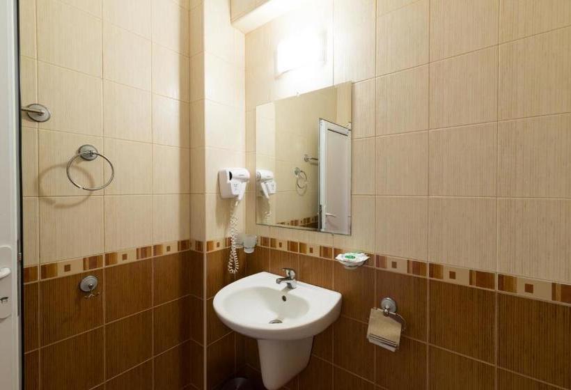 Family Hotel Dayana Beach