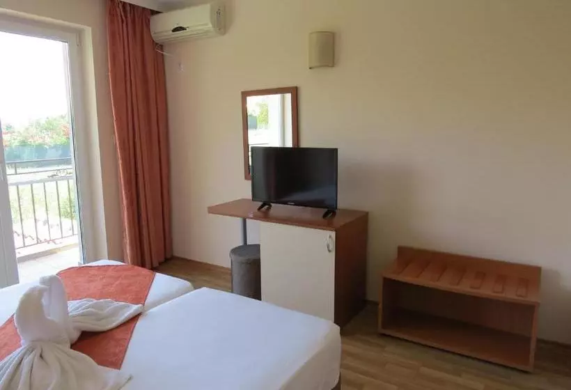 Family Hotel Dayana Beach