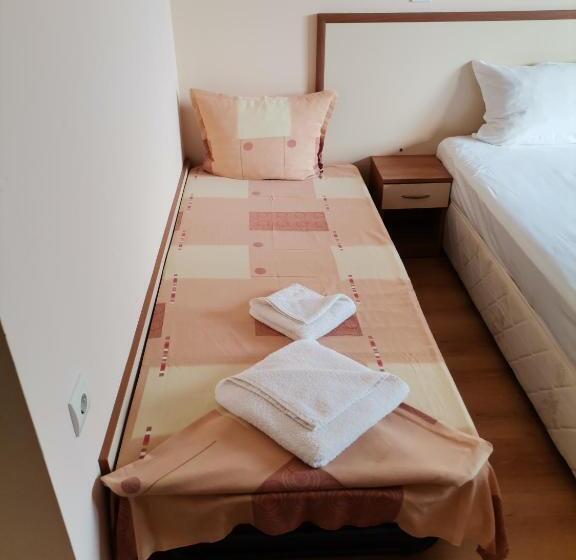 Family Hotel Dayana Beach