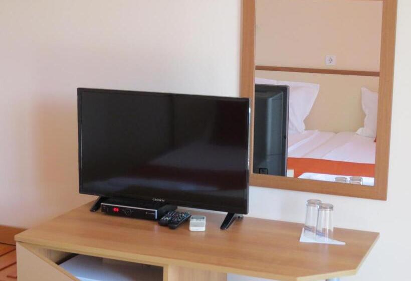 Family Hotel Dayana Beach