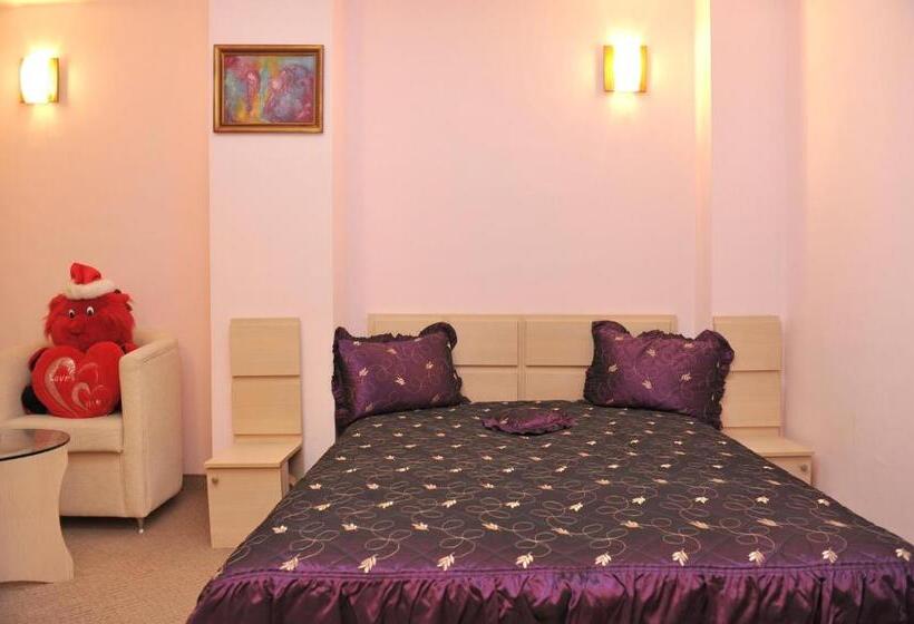 Hotel семеен хотел сокол