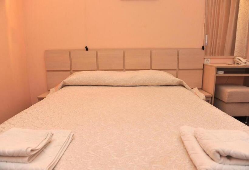 Hotel семеен хотел сокол