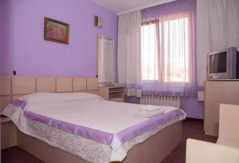 هتل семеен хотел сокол