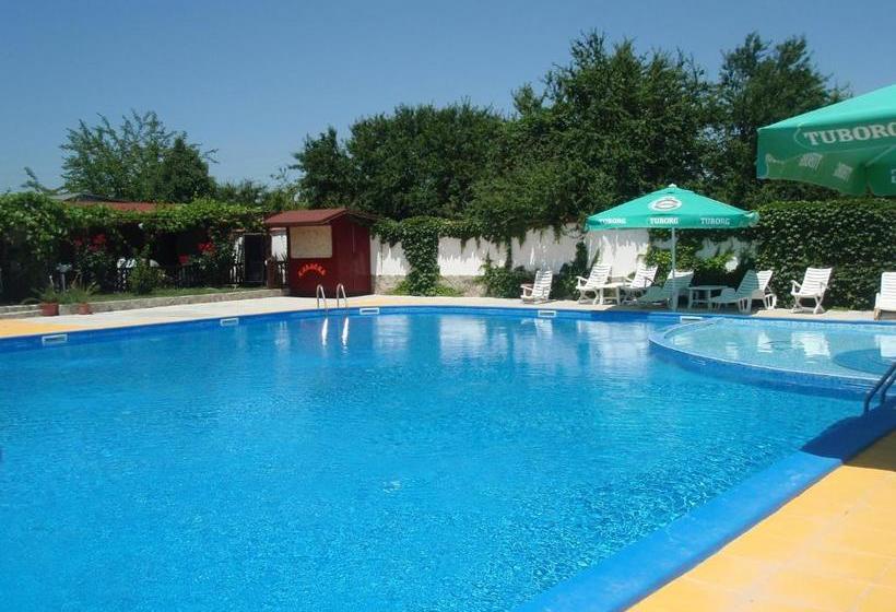 בית מלון כפרי Ankor